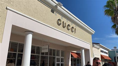 gucci store orlando vineland